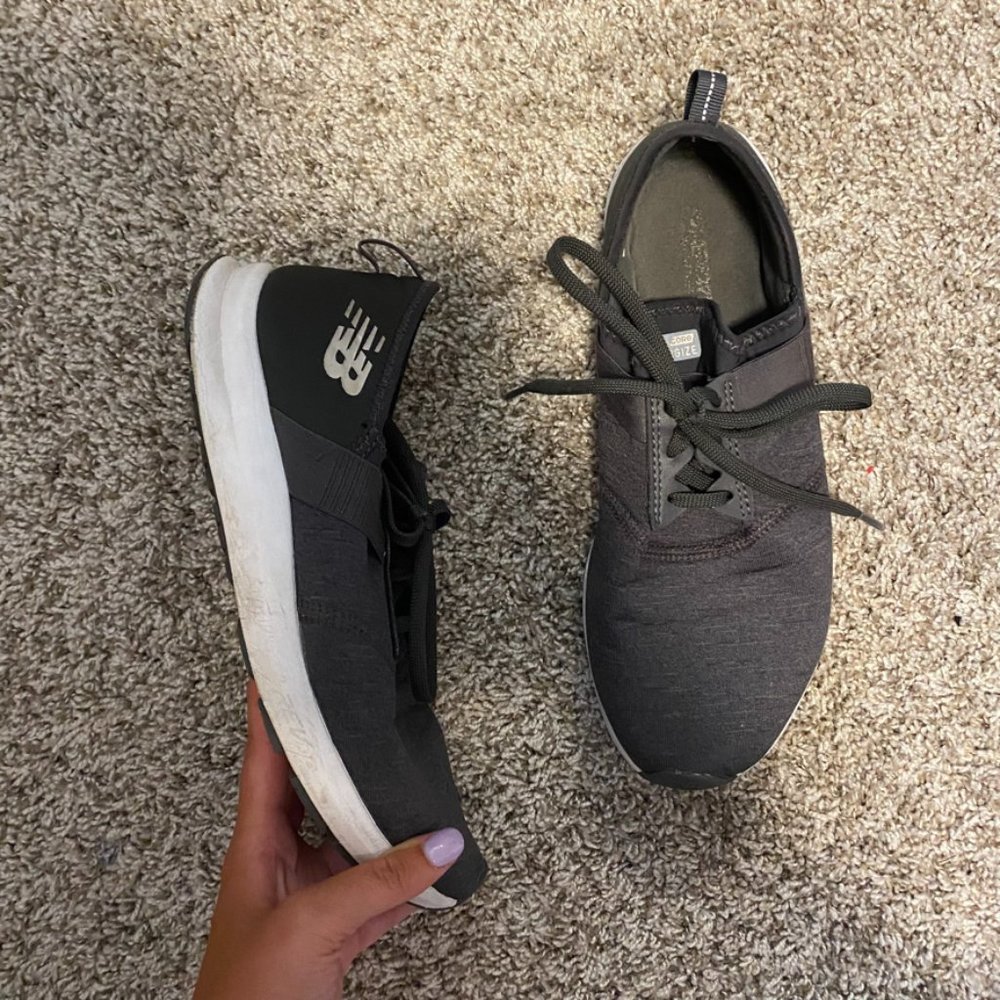 NEW BALANCE Gray Fuel Core Nergize Sneakers SZ 10